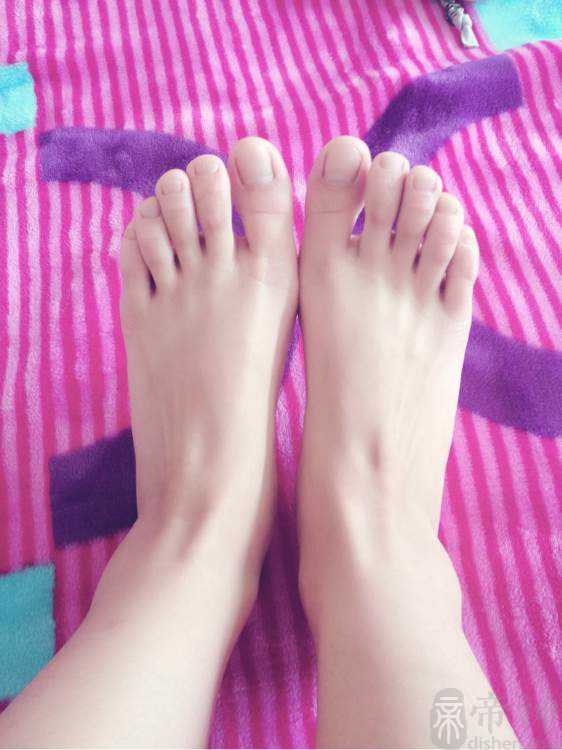 什么样的脚型嫁得好，宜嫁好男人的脚型特征