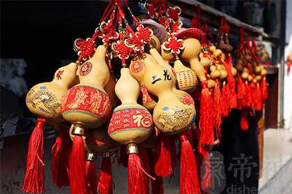 八字食伤是什么意思 为何要远离食伤旺的女人