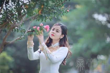 农历八月出生的女人命好不好 几月生好
