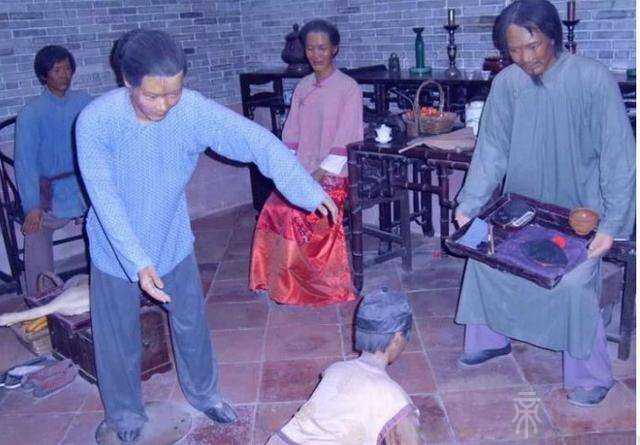 有着什么八字的小孩子需要拜干亲_子非鱼师傅告知你