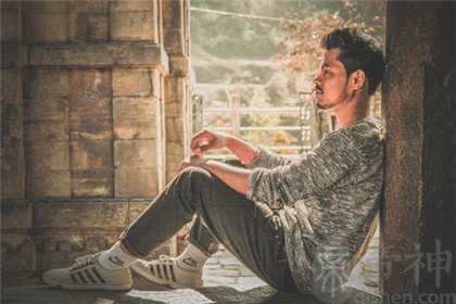 四两命以上多还是以下多 骨重一定命好吗