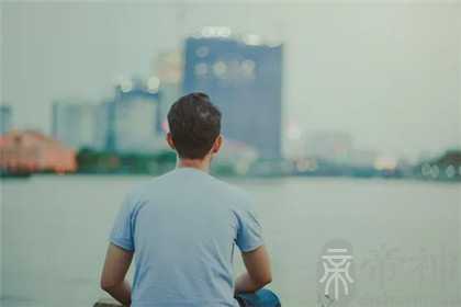三两九钱男命有混得好的吗 到底是什么命