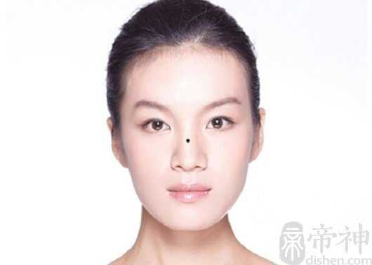 女人鼻子旁边长痣,福痣和财痣分析