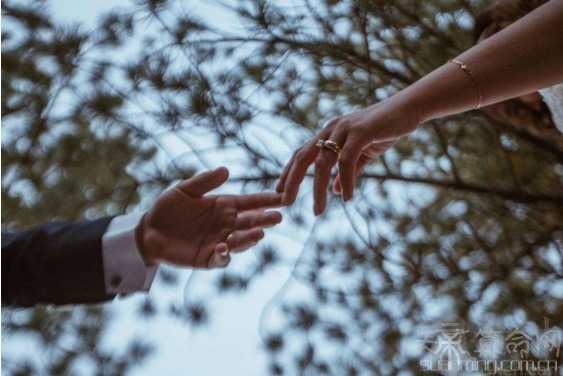 姻线末端下垂的意思 预示婚姻不稳情感易变