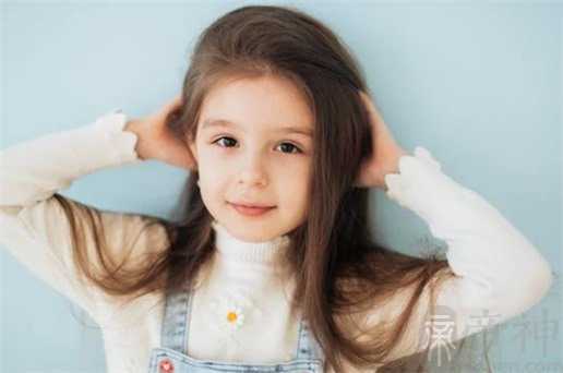 2023年3月6日农历二月十五出生的女生名字 正气凛然女孩起名