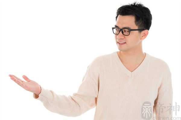 头发压颈命苦吗