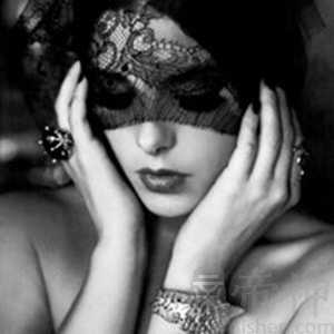 梦见和戴面具的陌生人做爱