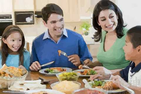 梦见跟家人吃饭