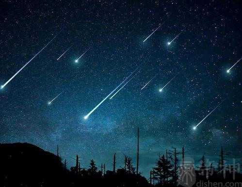 流星雨代表的是爱情吗 十二星座流星雨的寓意
