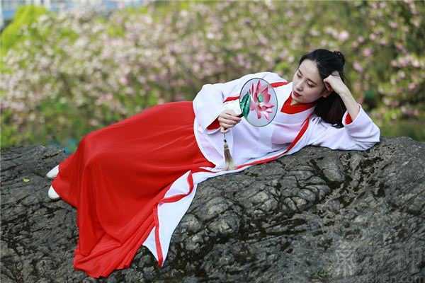 你是花木兰还是武则天呢