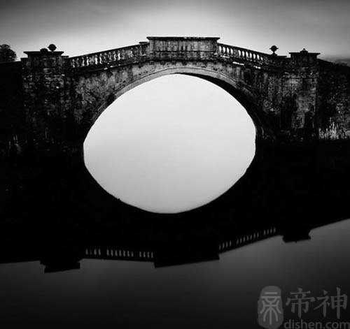 梦见洗衣机洗衣服是什么意思 预示着将有快乐的事情发生