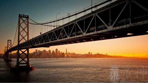 梦见桥是什么意思 象征帮助和转折