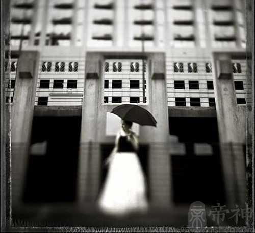 做梦一直在跑有人追 意味着什么意思