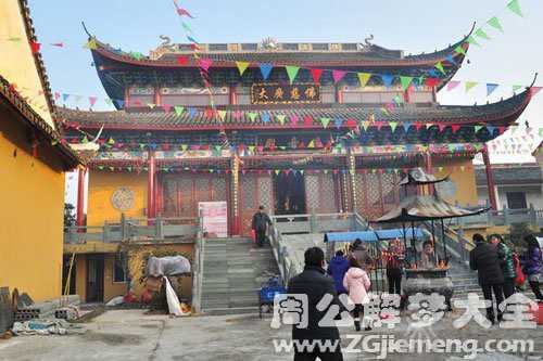 梦见烧香放鞭炮