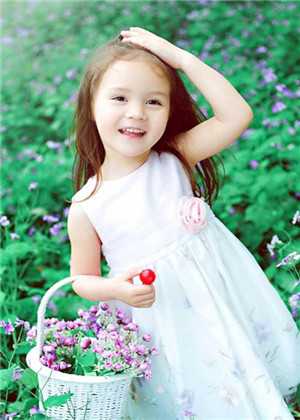 2019年8月出生的女孩取名，适合孩子的才是最好的