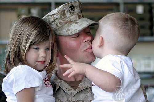 梦见爸爸变成妈妈