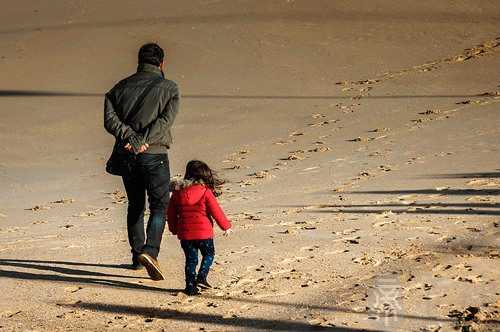 梦见前妻爸爸和我说话