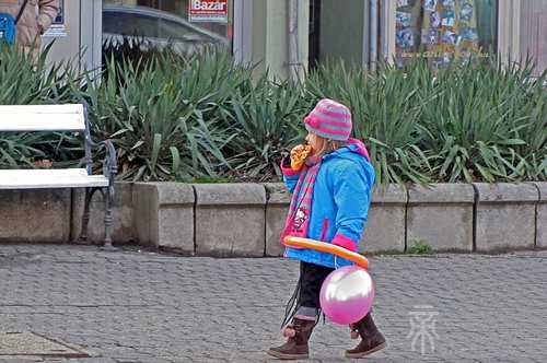 梦见未出生孩子叫爸爸