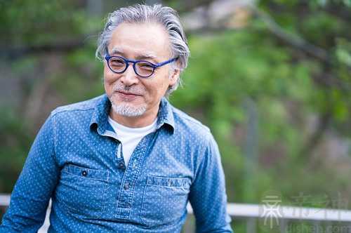梦见过世的爸爸的遗像