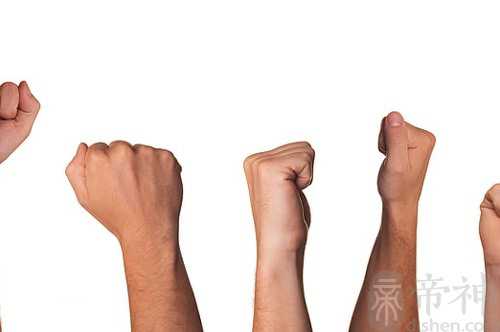 梦见别人要打我爸爸