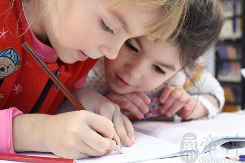 梦见爸爸教训我 梦见爸爸教训我
