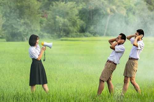 梦见自己同爸爸吵架