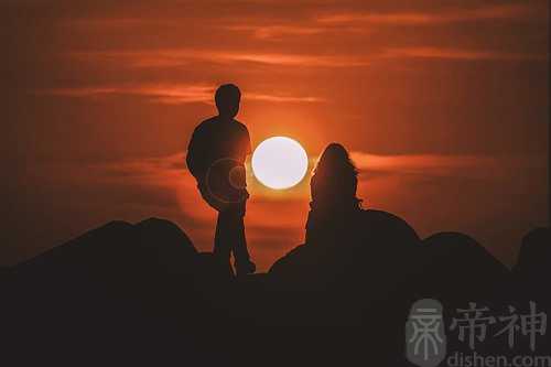 梦见爸爸同意我交往