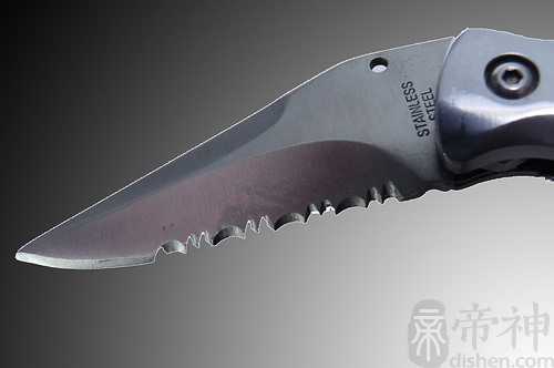 梦见爸爸肚子被捅了两刀