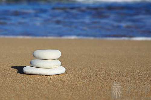 梦见爸爸说石头流血