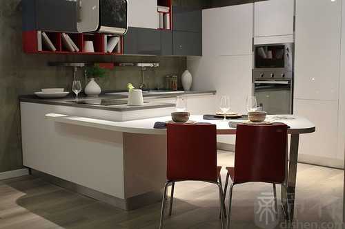 梦见和爸爸一起修地基