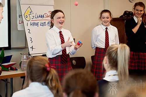 梦见爸爸教育自己