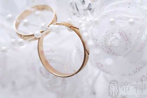 梦见爸爸妈妈结婚