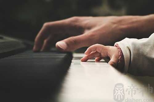 梦见老家和爸爸