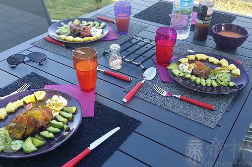 梦见爸爸给我东西吃