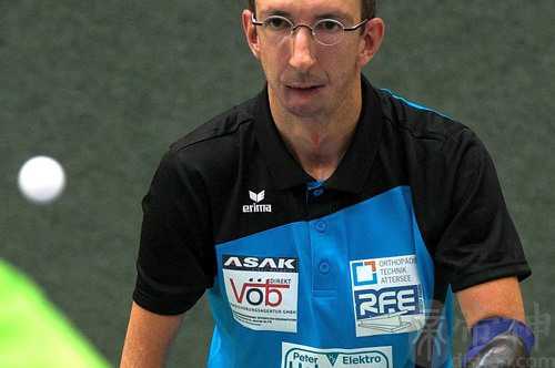 梦见爸爸左手截肢