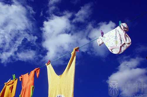 梦见自己跟爸爸洗衣服