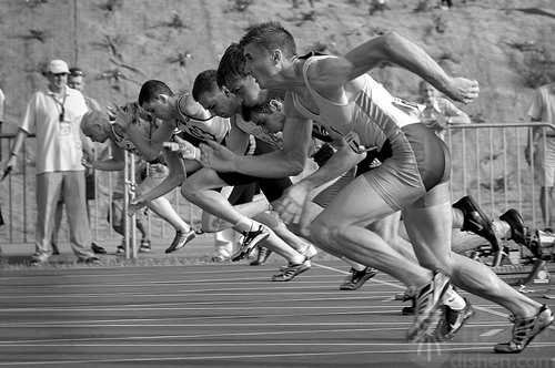 梦见爸爸背着我跑很快