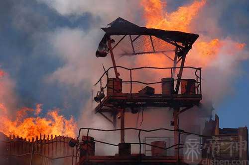 梦见爆炸自己没事