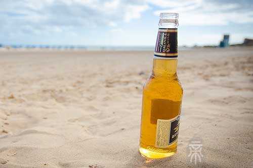 梦见啤酒瓶
