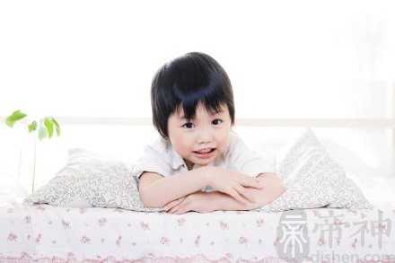 如何从睡姿看一个人的性格？睡姿看你的内在性格！
